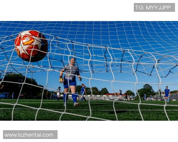 迷你足球明星训练视频揭秘技巧与训练方法助你成为球场新星